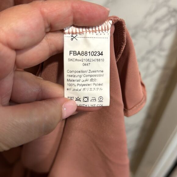 NEW Floerns Side Gothered Sleeves Dress - Picture 4 of 7